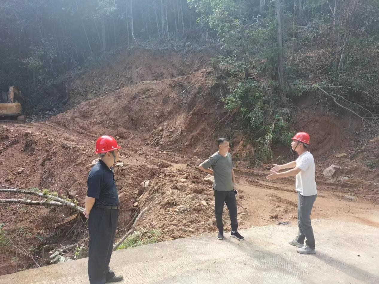  “百日鏖战” 齐心协力谱写产销新篇 ----福建球盟会官网入口木材产销百日攻坚行动